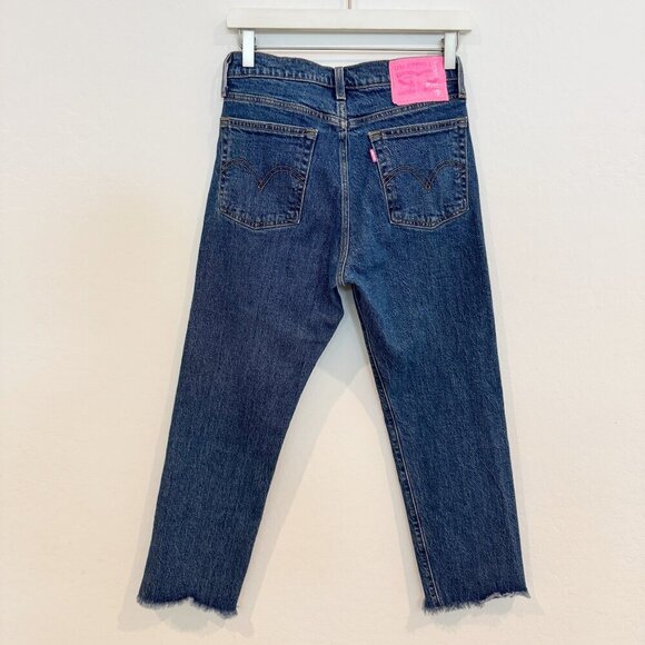 Levi’s Wedgie Straight Leg Dark Wash Blue Jeans Button Fly Raw Hem Pink Size 27 - Picture 9 of 9